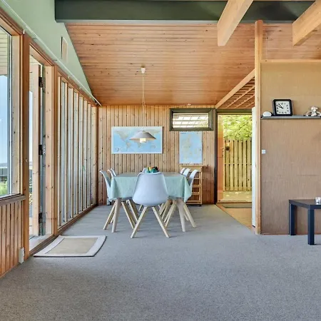 Nnykka - 100m From The Sea By Interhome