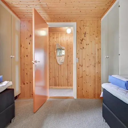 Nnykka - 100m From The Sea By Interhome Feriehus